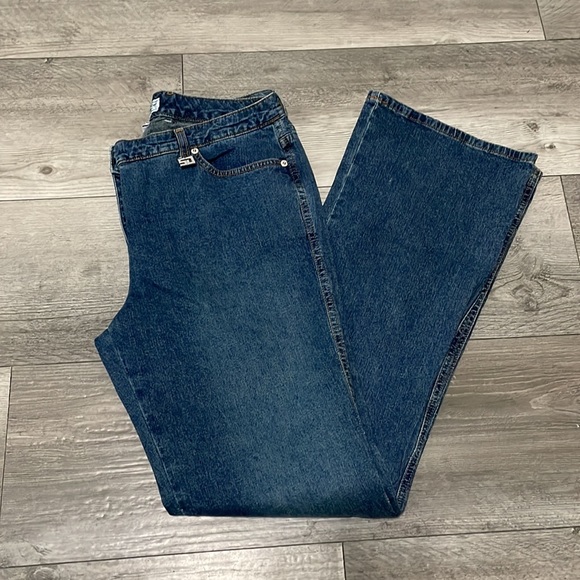 St. John Sport, Denim Jeans, Size 12, Bootcut/Flare - Picture 5 of 5